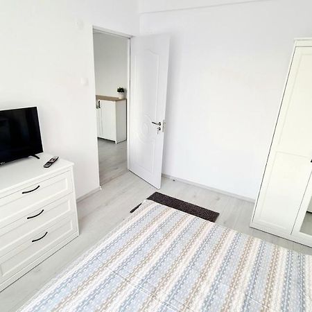 Belle Apartments - Central Питещ Екстериор снимка