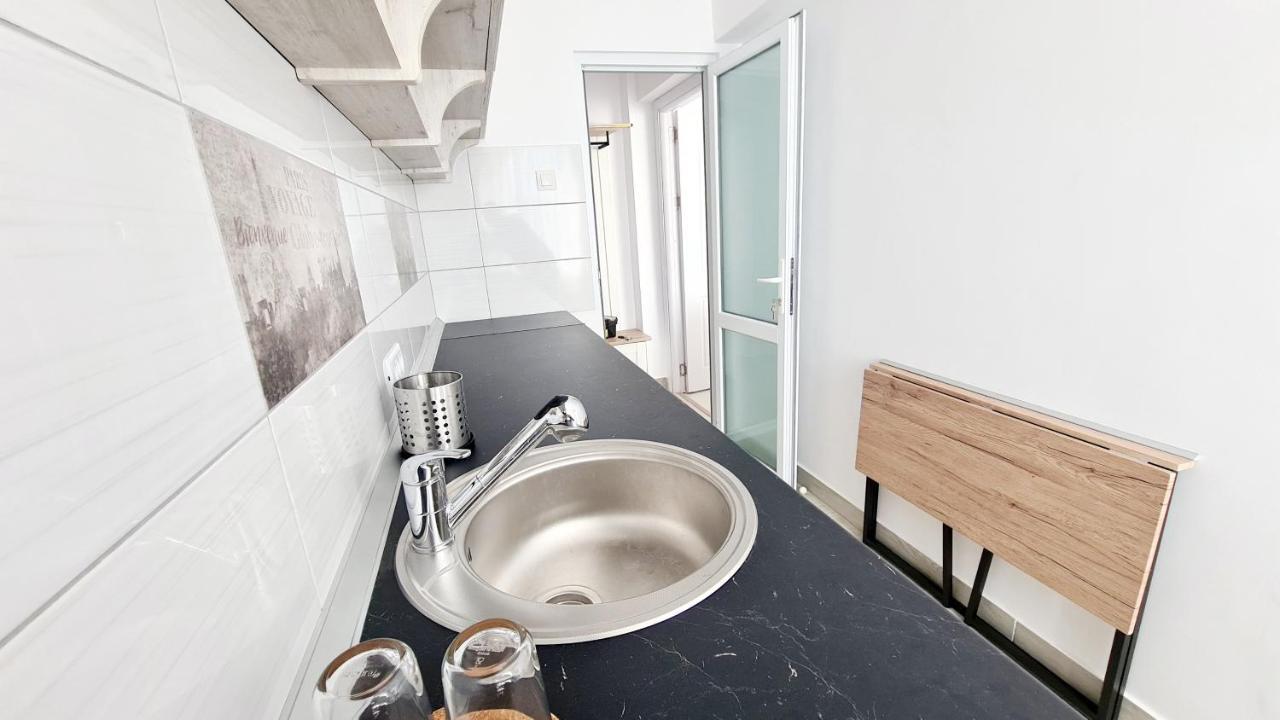 Belle Apartments - Central Питещ Екстериор снимка