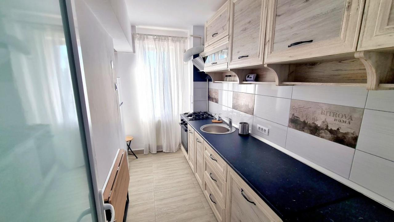 Belle Apartments - Central Питещ Екстериор снимка